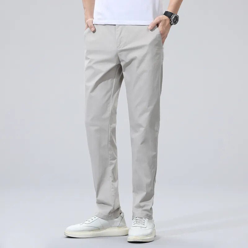 Calça Chino em Sarja Masculina