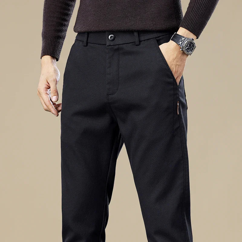 Calça Chino em Sarja Masculina